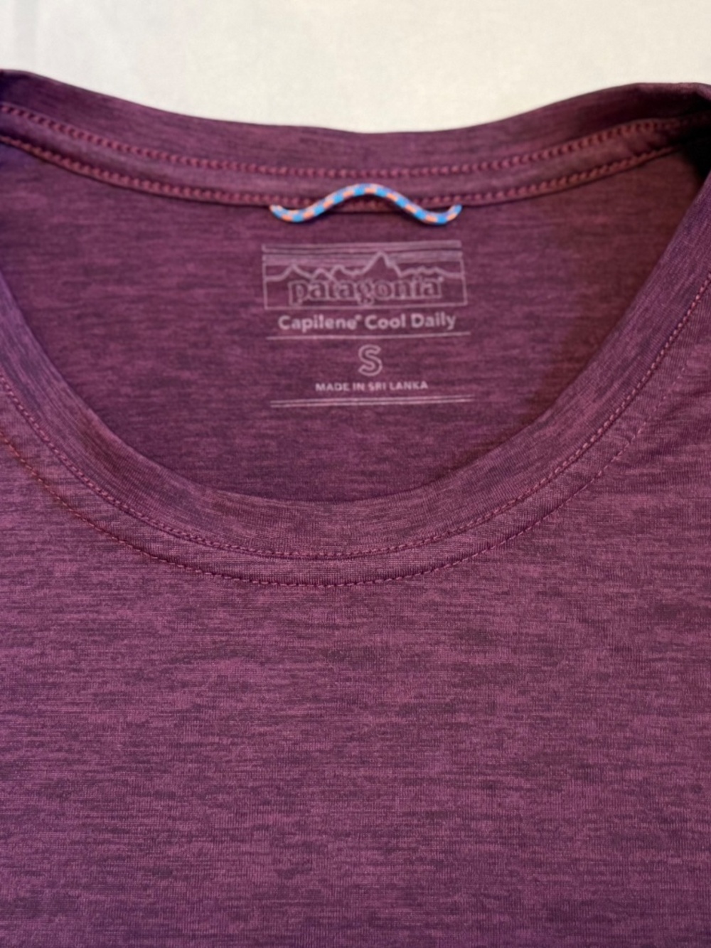 Patagonia Capilene Cool Daily T-Shirt ~ Men's Small in Heathered Purple